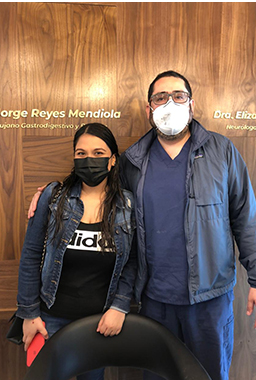 04-5_more_social-proof_DR-REYES_07
